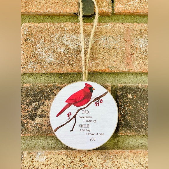*Dad Round Cardinal Ornament - Picture 4 of 11